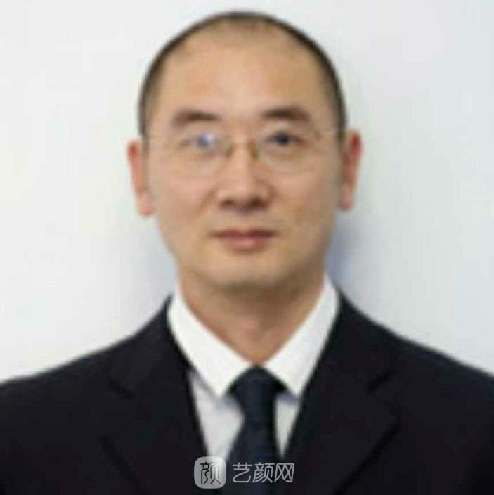 李文刚