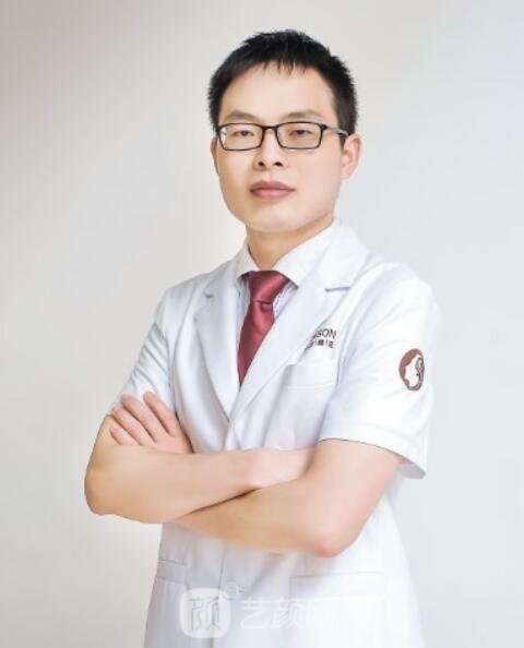 刘记医生怎么样_案例图片_个人资料_成都新生植发医院_艺颜网