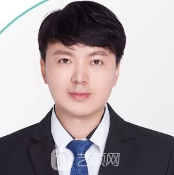 周创业