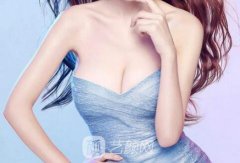 妙桃琴面假体隆胸