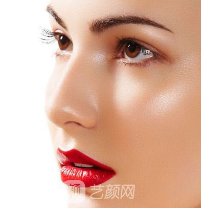 韩式隆鼻术前的注意事项?