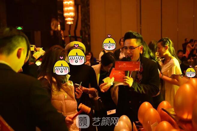 2019跨年之夜·坤娜VIP答谢盛典圆满落幕，与您并肩同行！