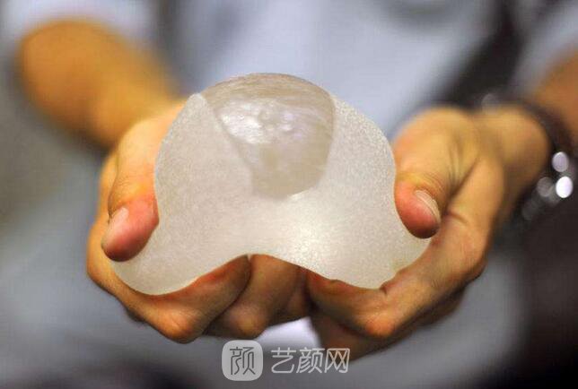 取出注射隆胸物多少钱