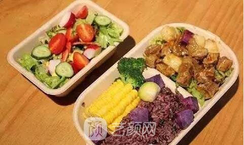 整形医院营养医师说---吃或不吃这是个问题