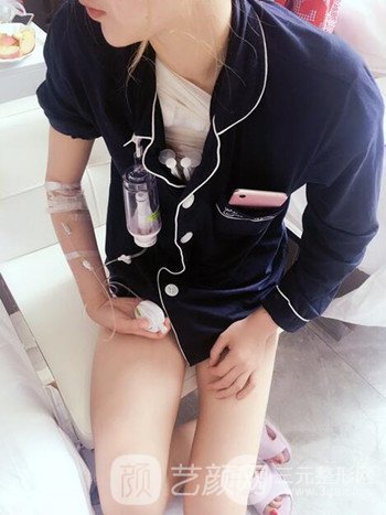 太平公主的变身日记~硅胶假体隆胸