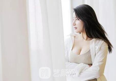 妙桃假体隆胸好吗？妙桃假体隆胸的缺点！