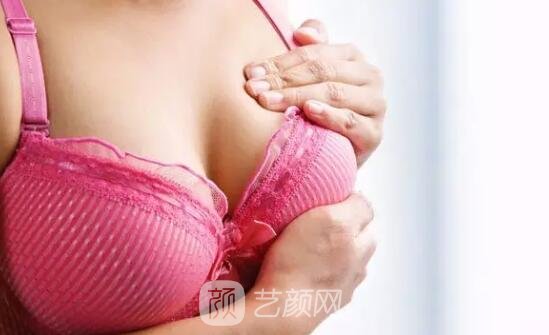 哺乳是否会导致胸部下垂？