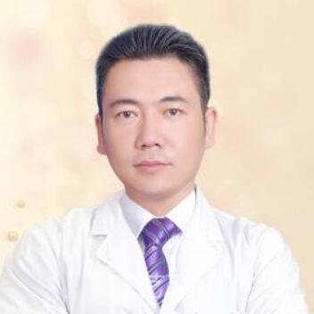 黄意辉