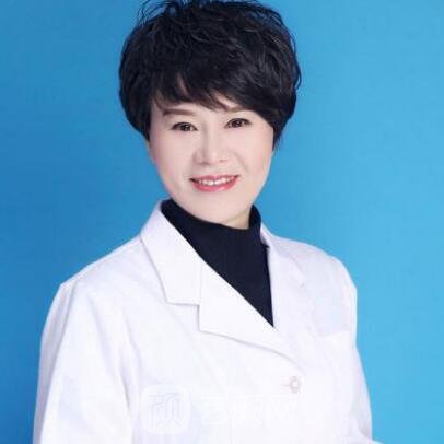 曾彩霞