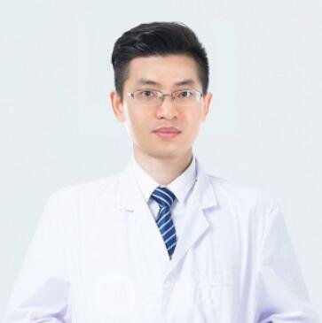 罗荣新