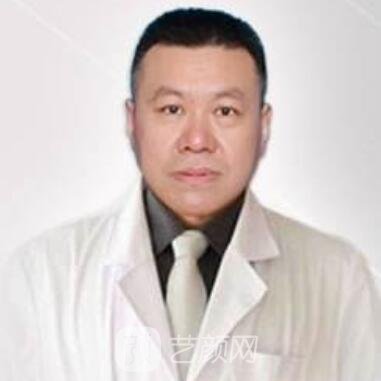 王强