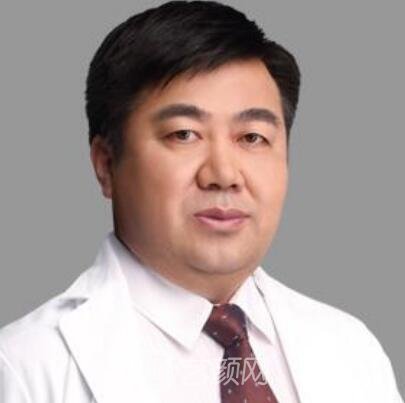 张志兵教授是国际上第一位将中医整体观念,经络学,养生学引入眼袋治疗