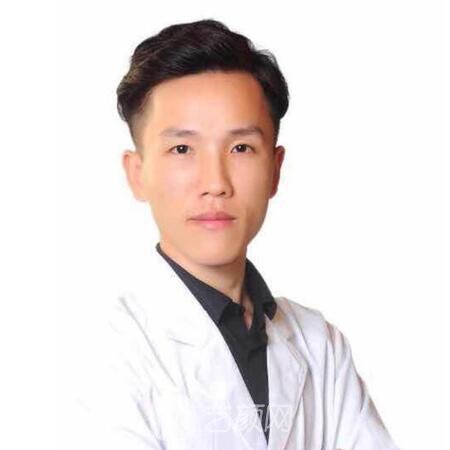 周鸿庆