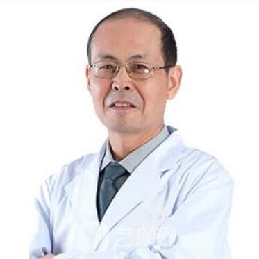 高焱