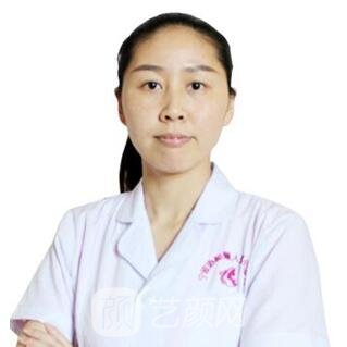 熊英