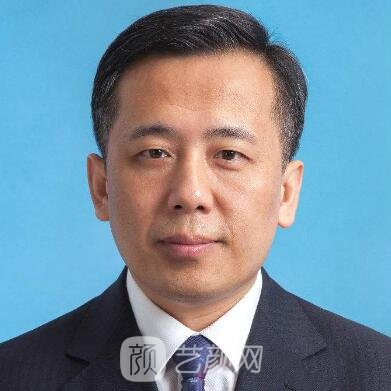 刘天一
