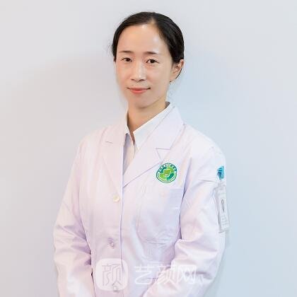 杨文英
