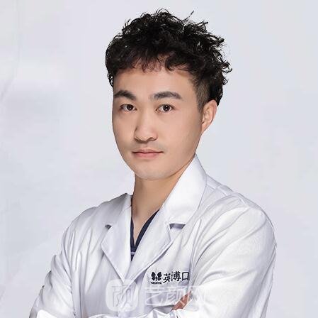 杨超