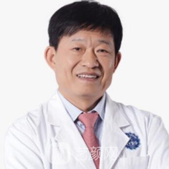 周磊