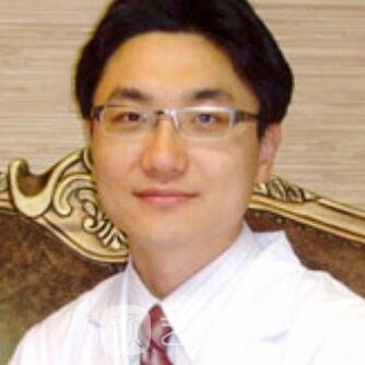 张炫