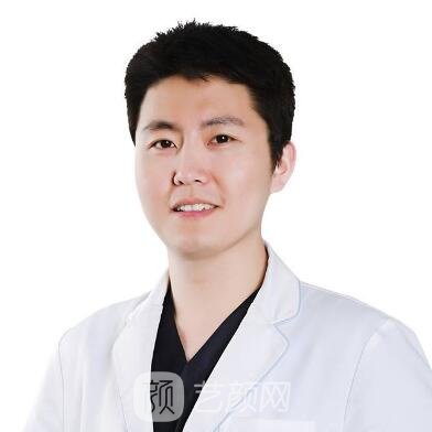 郑博晨