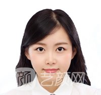熊菡萏