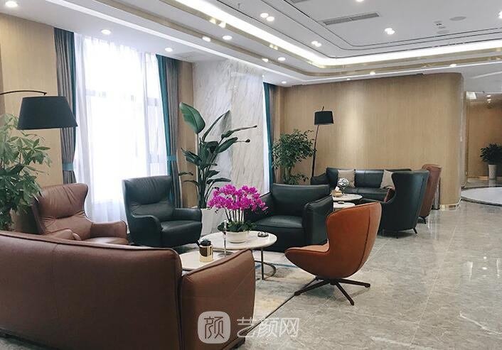 成都致臻爱医疗美容门诊部