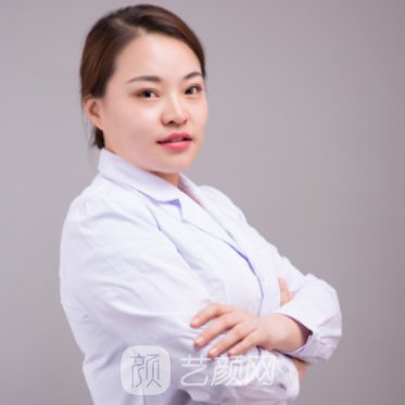 李媛