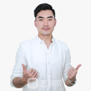 高伟