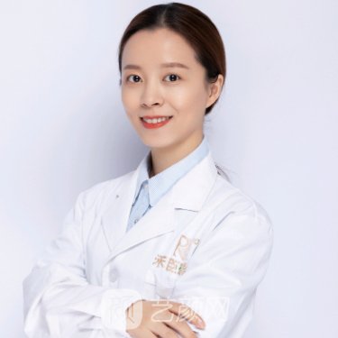 李巧铃
