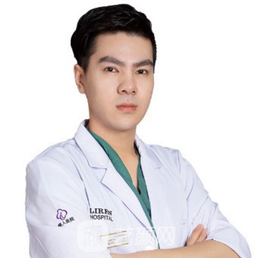 潘柯宇