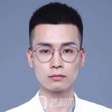 杨辉