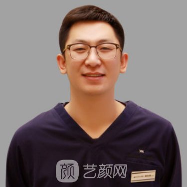 韩亚春