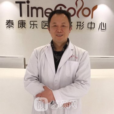 秦弘毅