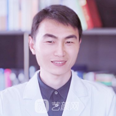 李艳杰