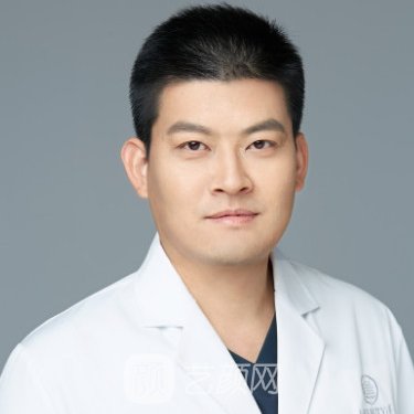 梁振兴