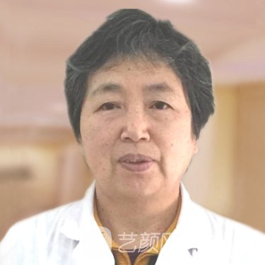 周荣芬