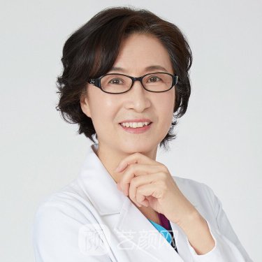 薛勤