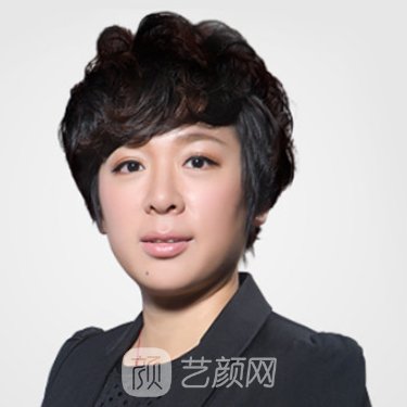 张佳佳