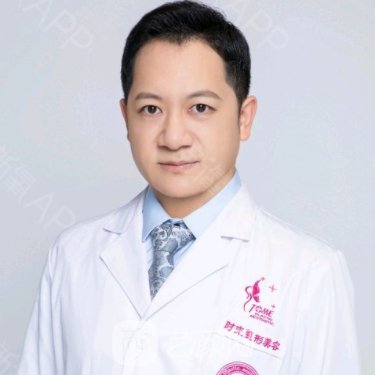 包翔宇