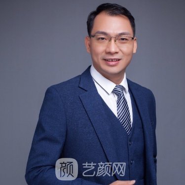 黄志凯