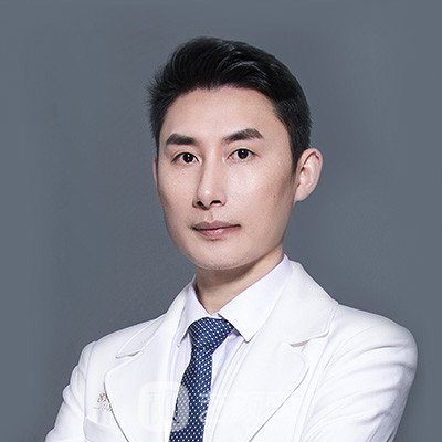 王伟