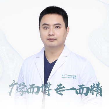 曹思佳