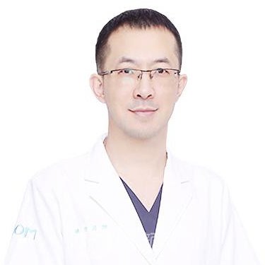 侯亮