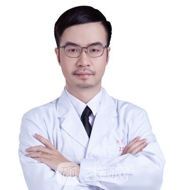 滕飞