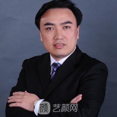 卢显碧