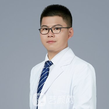 杨健