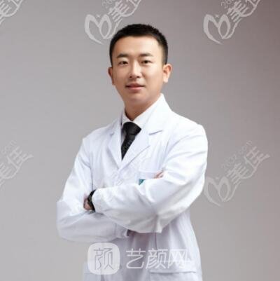 李超