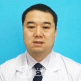 李炳军