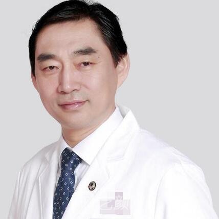 张晨